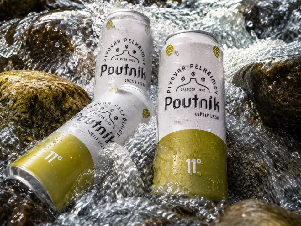 Plechovky a PET láhve piv Poutník